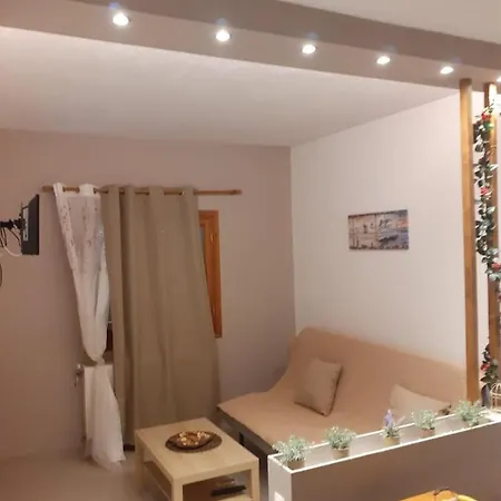 Elaionas Apt. * Pszakúdia