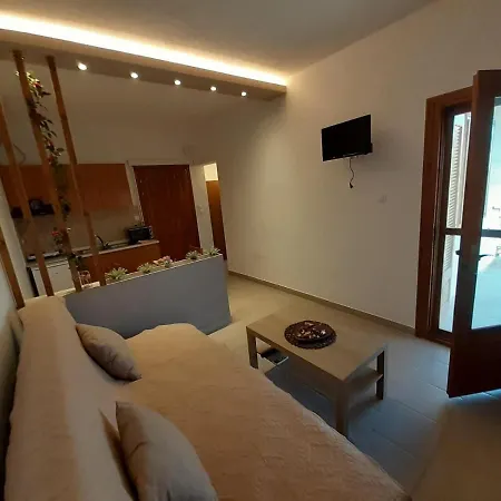 Elaionas Apt.