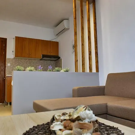 Elaionas Apt. Apartamento