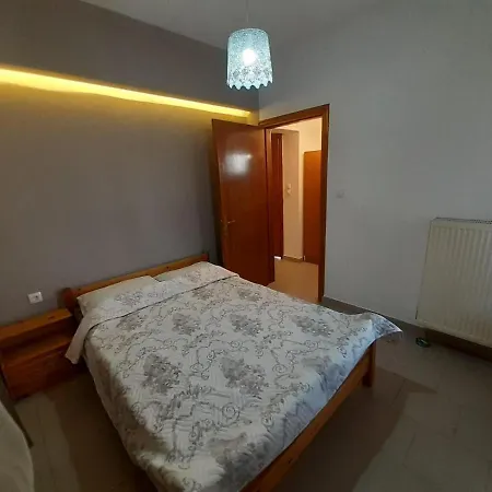 Elaionas Apt. プサコウディア